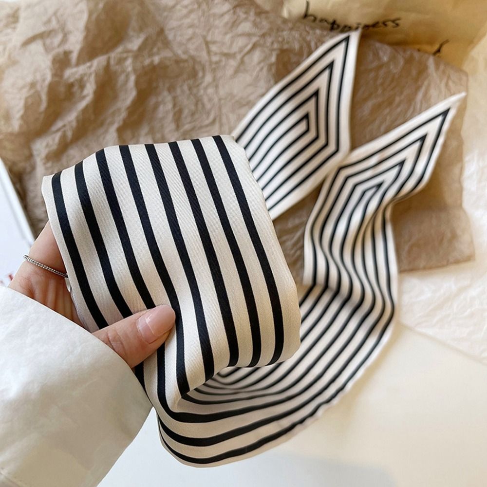 شال نسائي أنيق مخطط بنمط فرنسي - مراجعة Silk Tie Striped وسعره