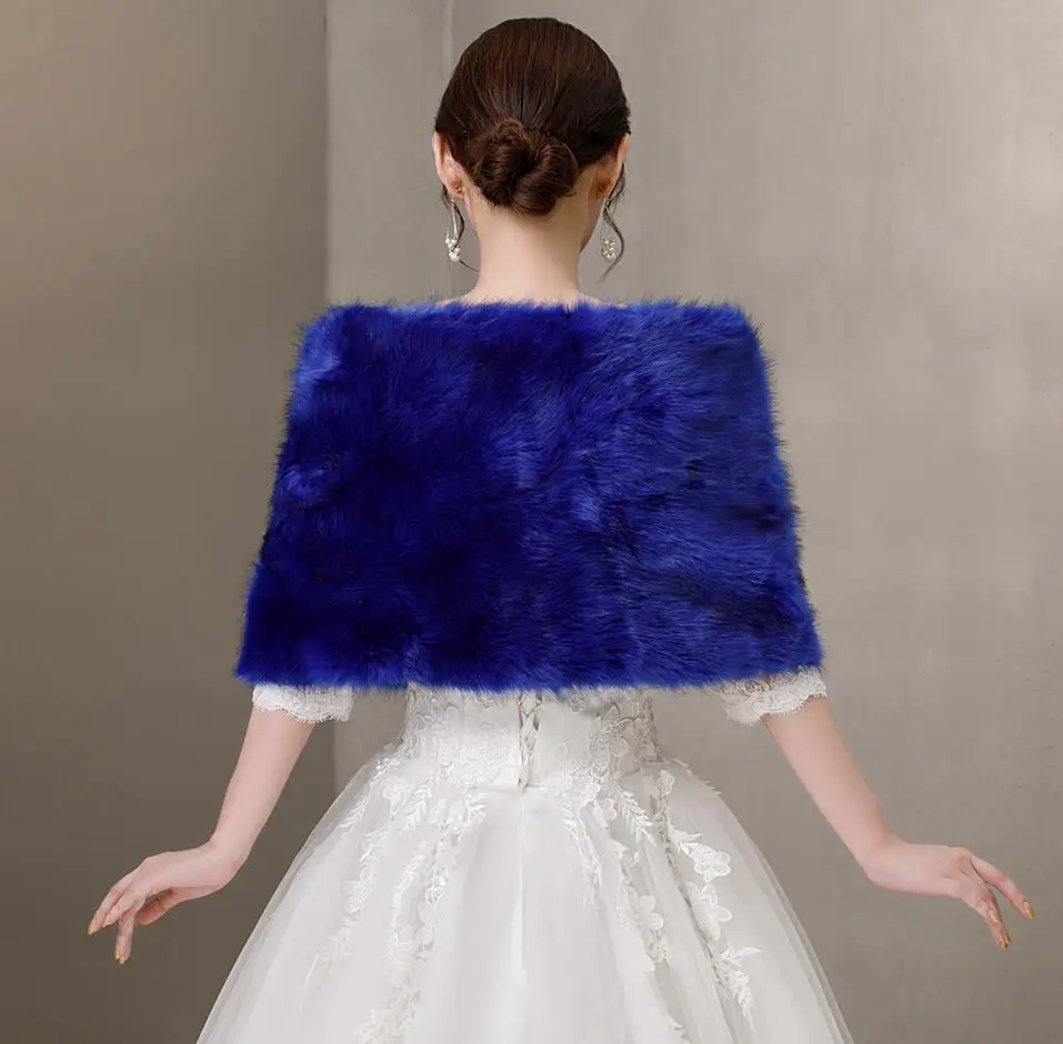 الأزرق فو الفراء كريستال بروش  - مراجعة Stole Wedding Shawl وسعره