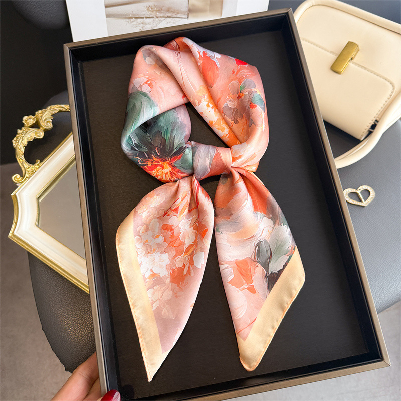 2026 جديد الأزهار طباعة الحرير - مراجعة Silk Neck Scarf وسعره