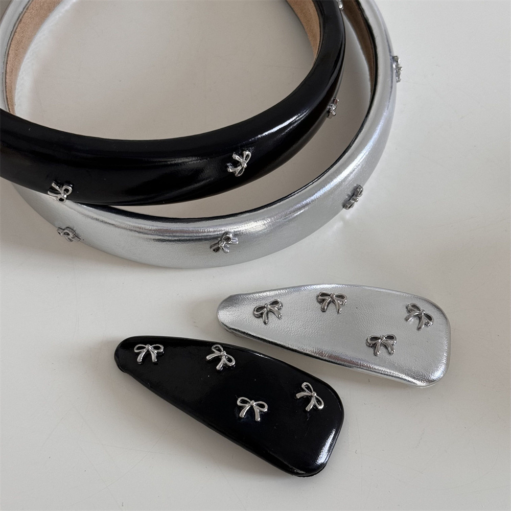قطعة واحدة مشبك شعر جلدي فضي ب - مراجعة Tie Clip Silver وسعره