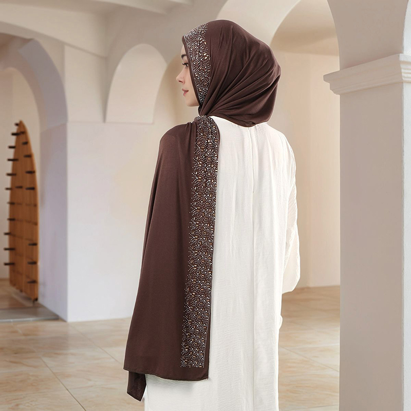 حجاب نسائي من قماش الجيرسي الق - مراجعة Bandana Cotton وسعره