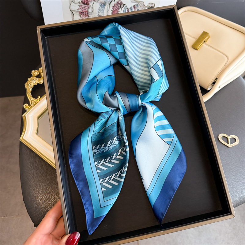 2026 جديد الهندسة طباعة الحرير - مراجعة Ascot Neck Scarf وسعره